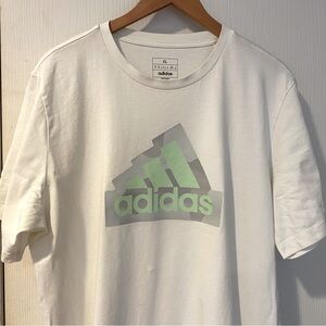 Adidas t-shirt
